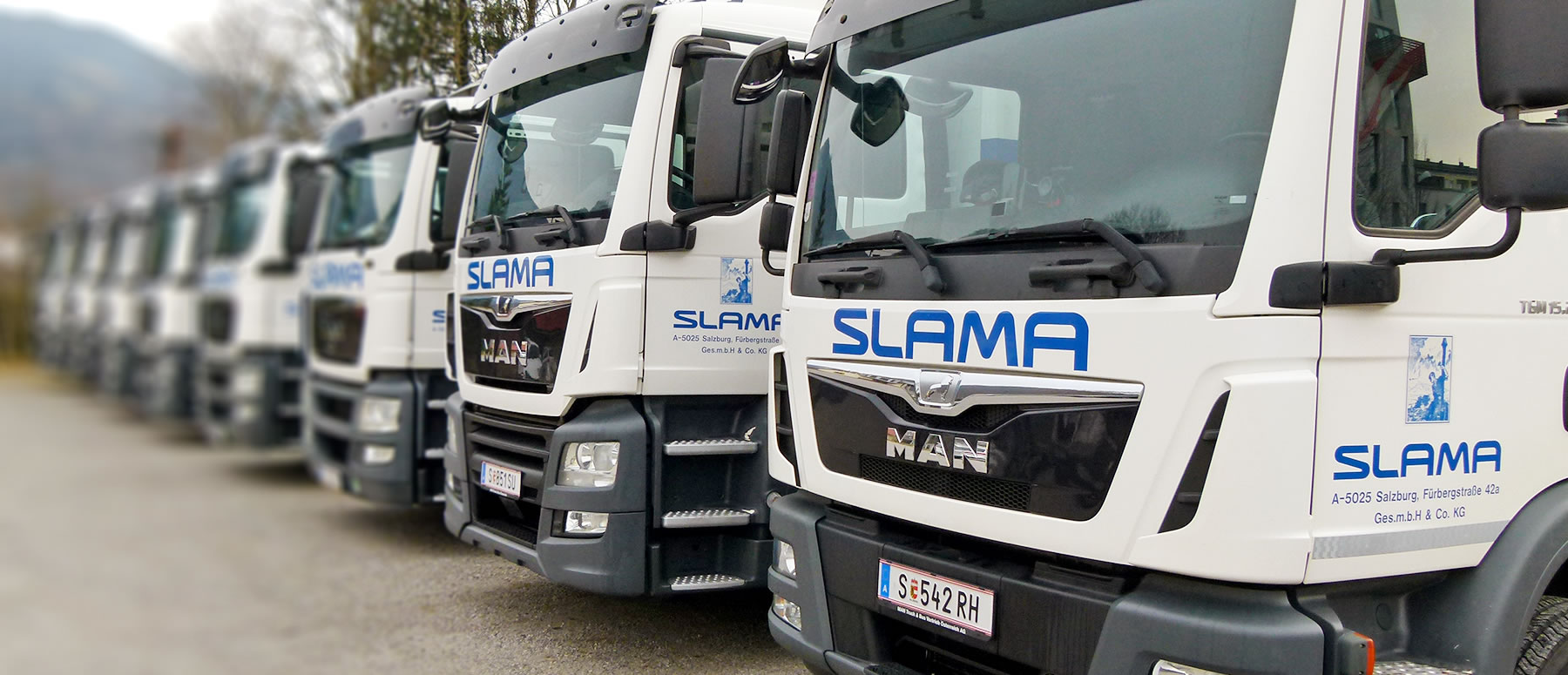 Fuhrpark, LKWs Slama Salzburg - Spenglereibedarf